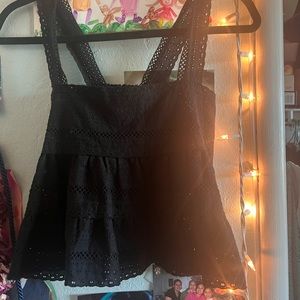 Forever 21 cropped eyelet flowy top